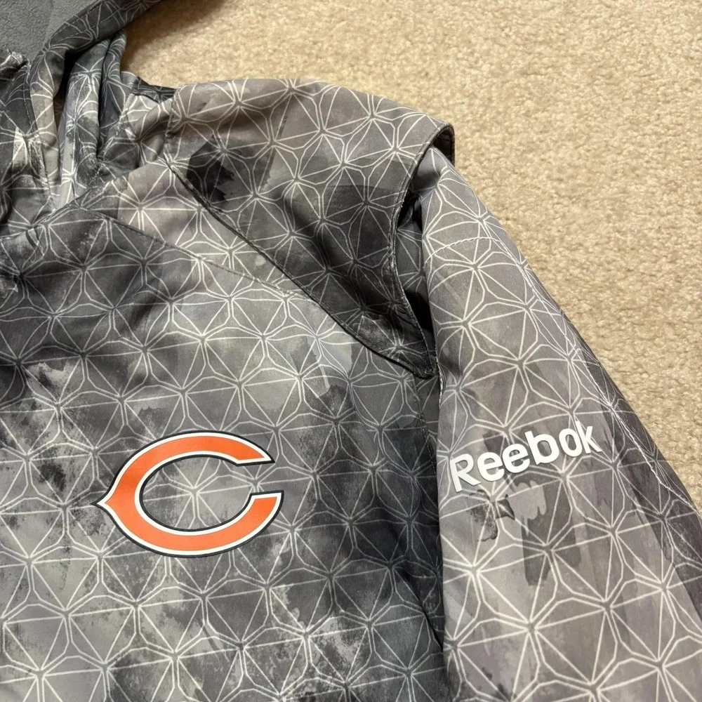 Chicago Bears Jacket Mens Medium‎ Gray NFL Reebok On-Field Hooded Fleece Lined
